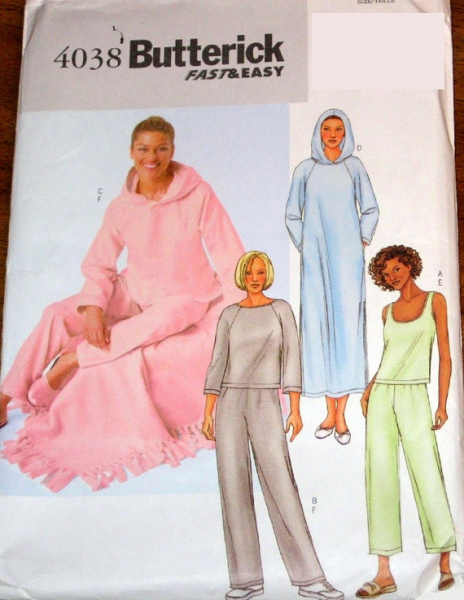 Butterick B4038 Freizeitanzug, Robe, Top, Hose und Bettdecke OFP