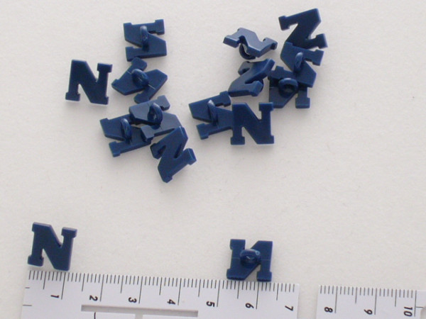 181173 Buchstaben- u. Zahlenknopf, blau, Dill